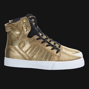 Supra 👑 skytop size 3.5 gold high tops